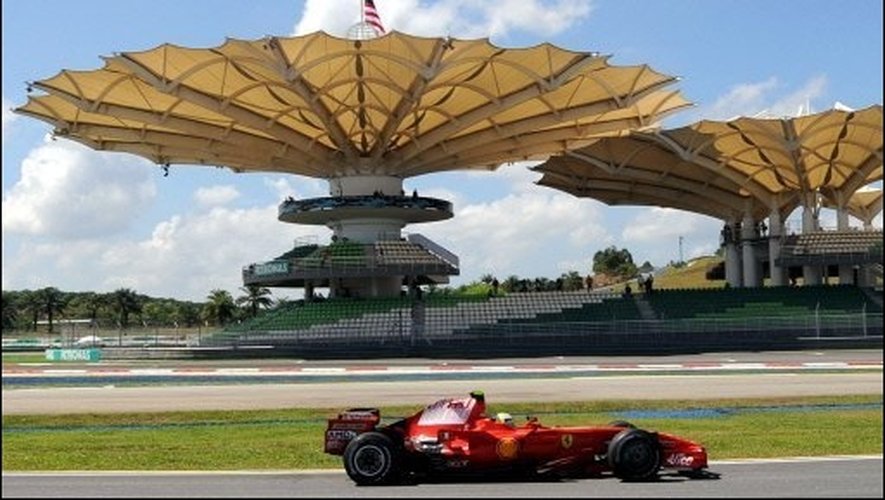 Malaisie : Essais Libres 1 – Hamilton Devant Vettel